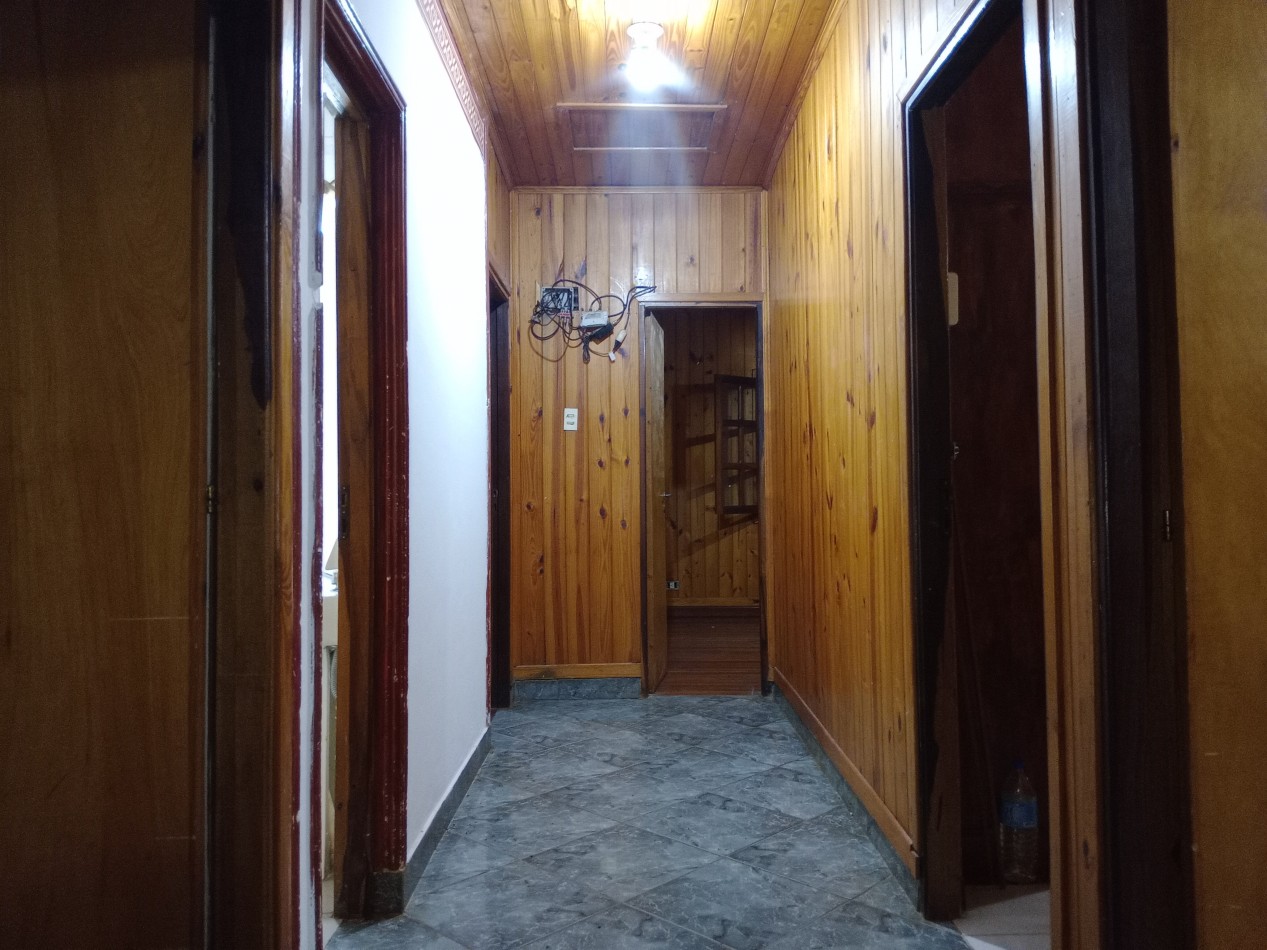 CASA DE 5 DORMITORIOS EN ALQUILER