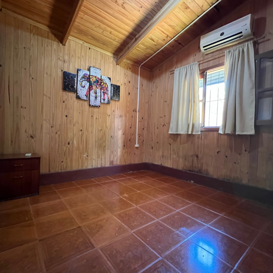 CASA AMOBLADA EN VENTA-ITUZAINGO CORRIENTES