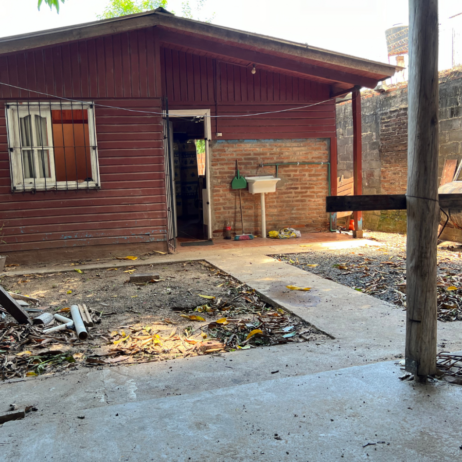 CASA AMOBLADA EN VENTA-ITUZAINGO CORRIENTES