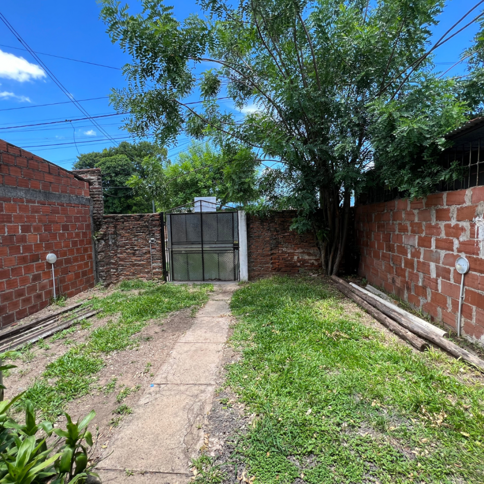 CASA AMOBLADA EN VENTA-ITUZAINGO CORRIENTES