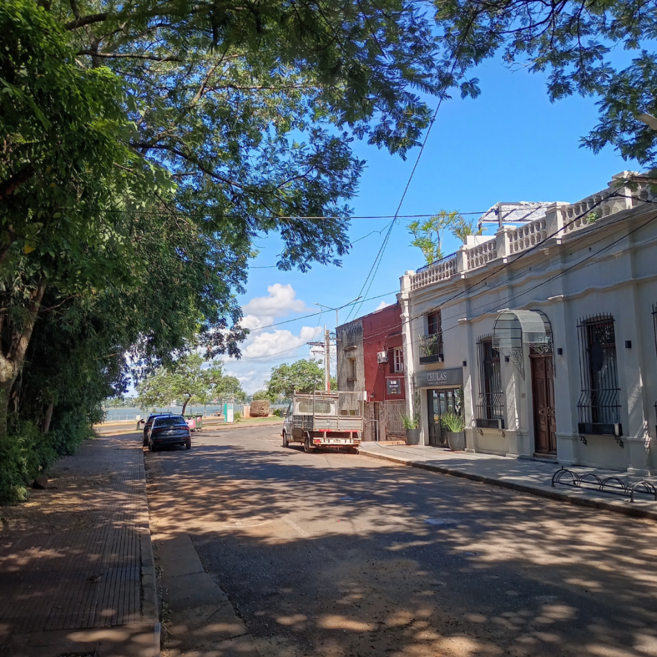 EXCLUSIVA CASA EN VENTA-BAJADA VIEJA CASI COSTANERA