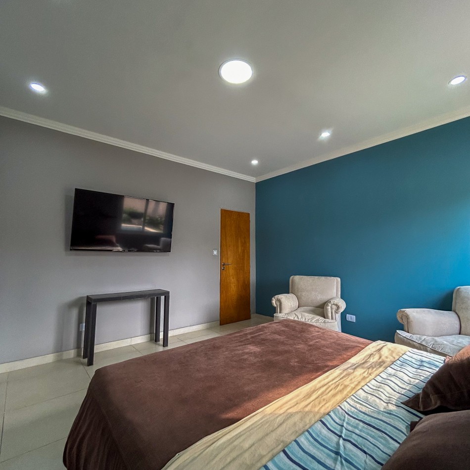 EXCLUSIVA CASA DE 4 DORMITOIROS EN ALQUILER-POSADAS MISIONES