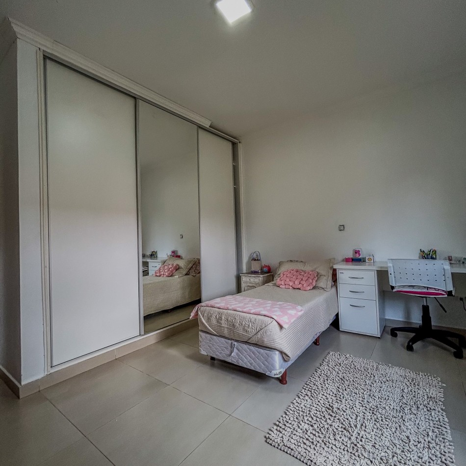 EXCLUSIVA CASA DE 4 DORMITOIROS EN ALQUILER-POSADAS MISIONES