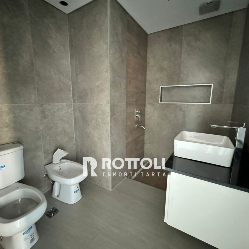 EXCLUSIVO DEPARTAMENTO EN VENTA