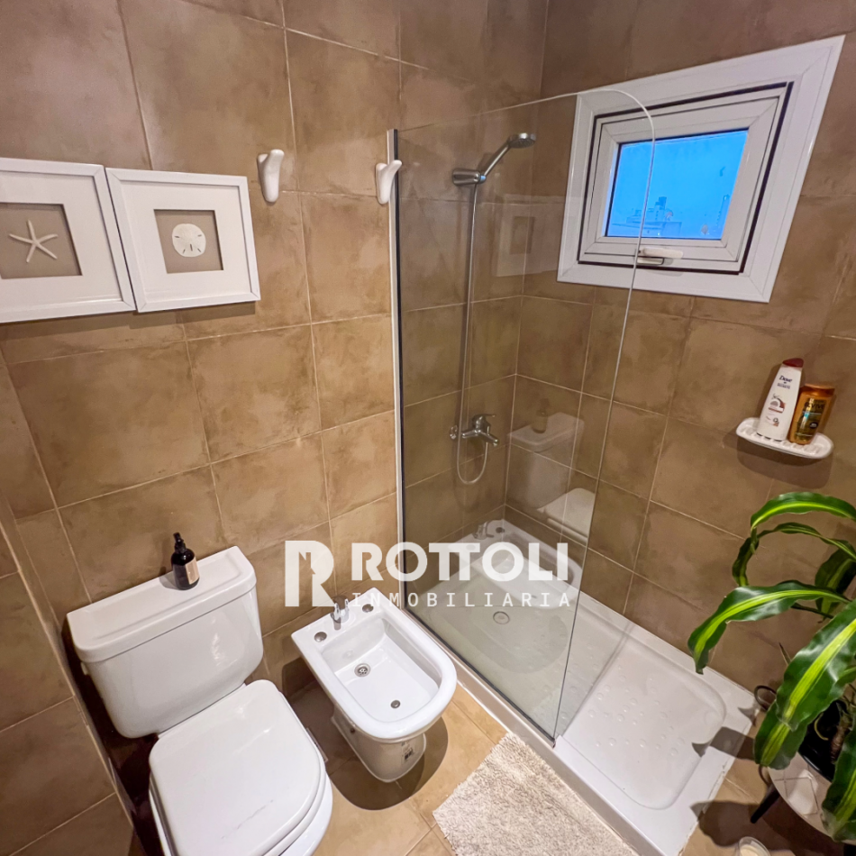 HERMOSO DEPARTAMENTO DE 2 DORMITORIOS CON COCHERA EN VENTA-POSADAS MISIONES