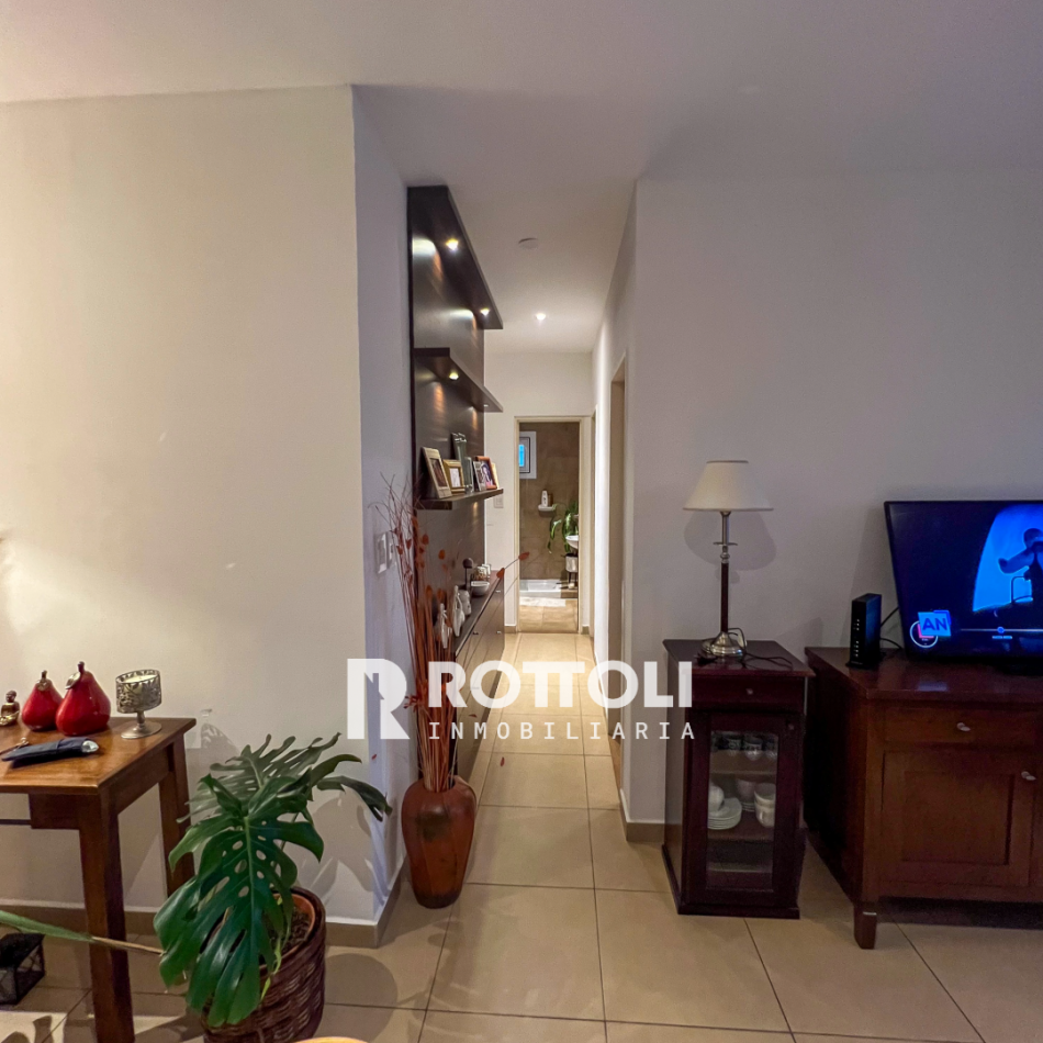 HERMOSO DEPARTAMENTO DE 2 DORMITORIOS CON COCHERA EN VENTA-POSADAS MISIONES