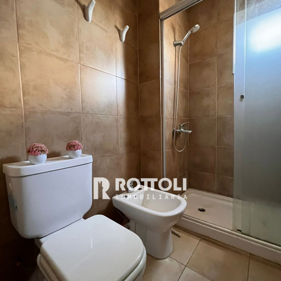 HERMOSO DEPARTAMENTO DE 2 DORMITORIOS CON COCHERA EN VENTA-POSADAS MISIONES