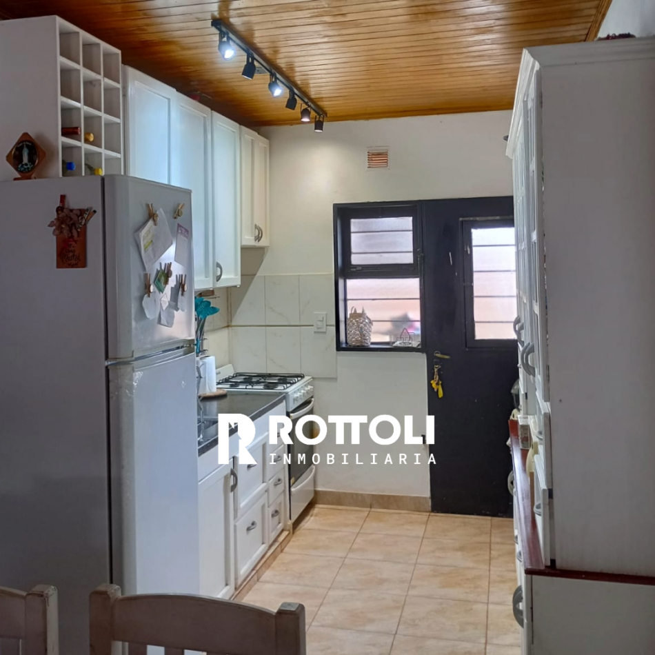 HERMOSA CASA AMOBLADA EN VENTA-POSADAS MISIONES