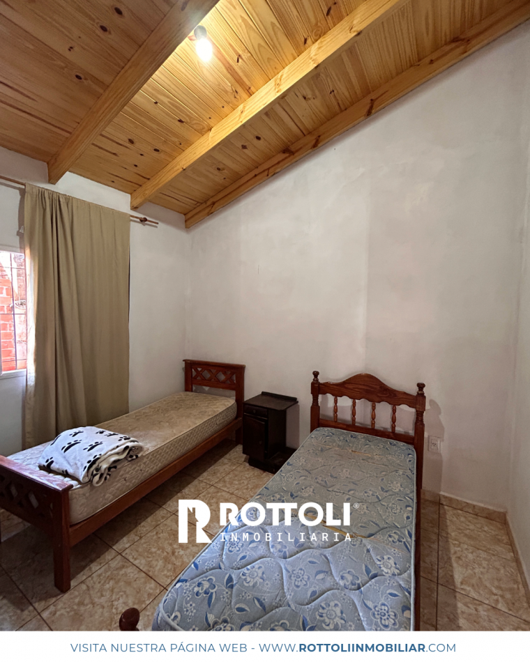 CASA DE DOS DORMITORIOS EN ALQUILER
