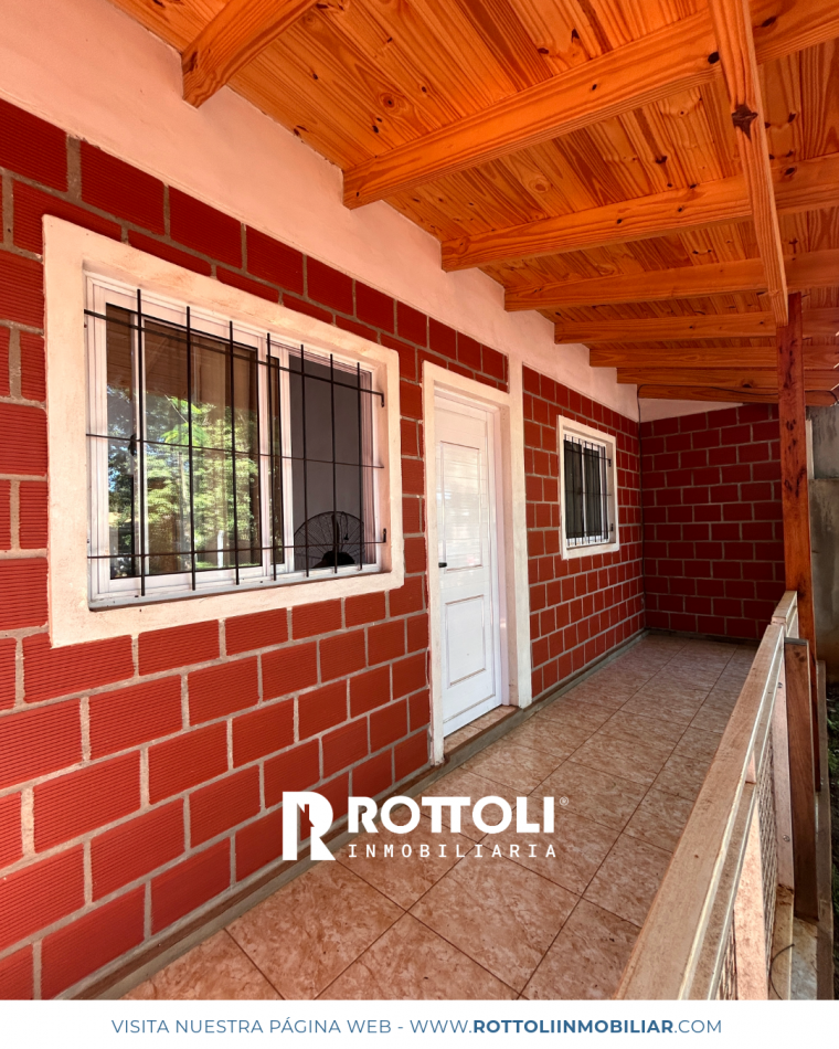 CASA DE DOS DORMITORIOS EN ALQUILER