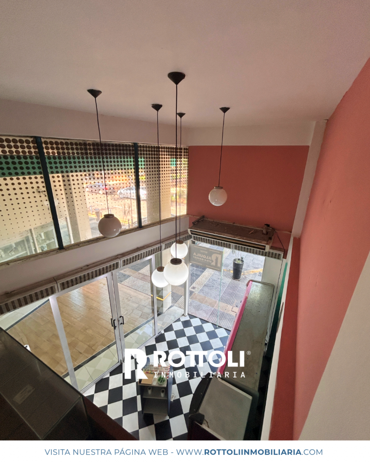 HERMOSO LOCAL EN ALQUILER EN EL MICROCENTRO-POSADAS MISIONES