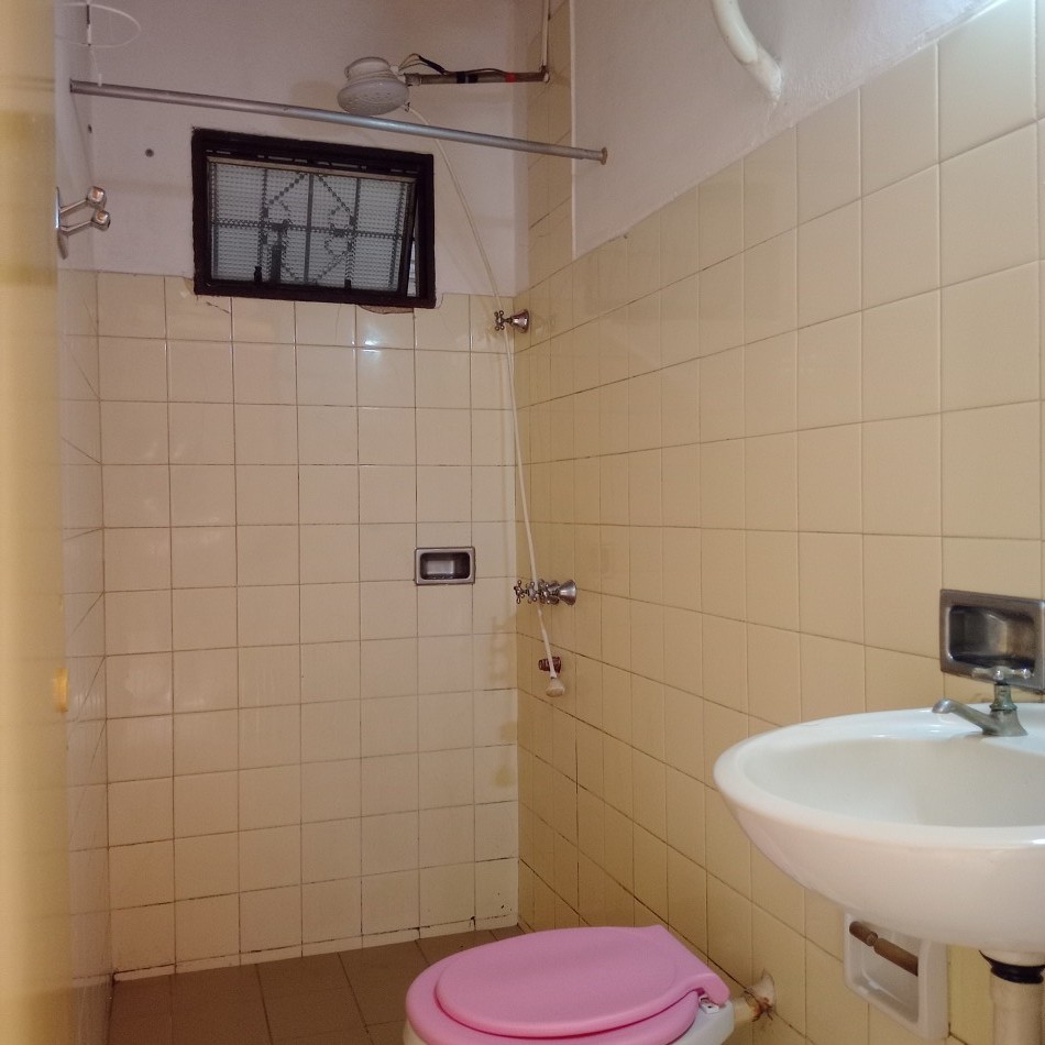 AMPLIO INMUEBLE EN VENTA-POSADAS MISIONES