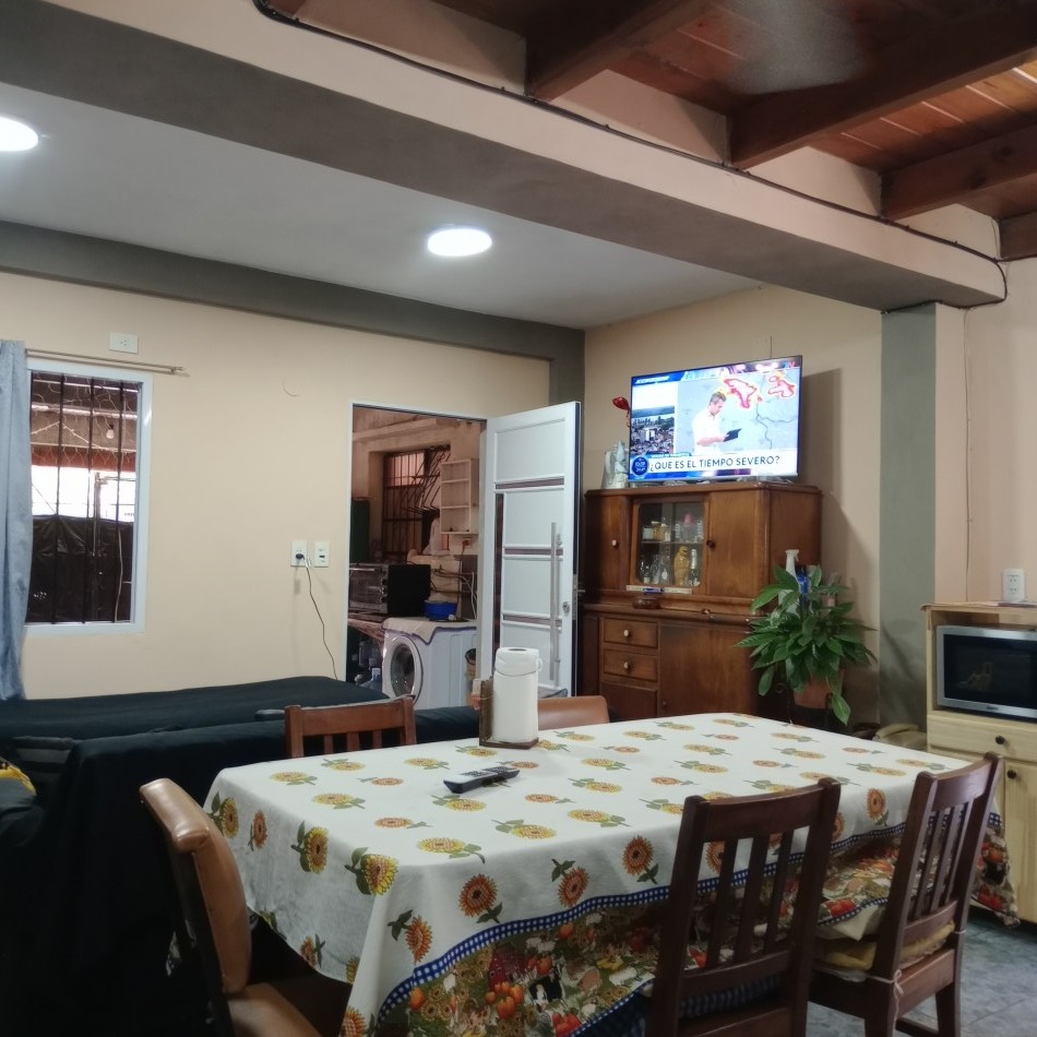 AMPLIO INMUEBLE EN VENTA-POSADAS MISIONES