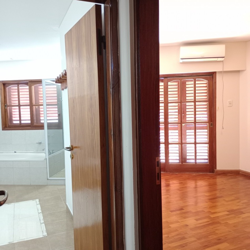 EXCLUSIVA CASA EN ALQUILER
